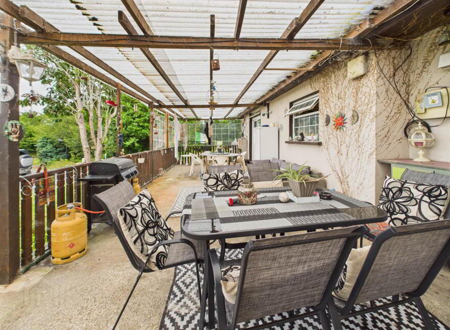 Tinhalla, Carrick-On-Suir, E32NY66