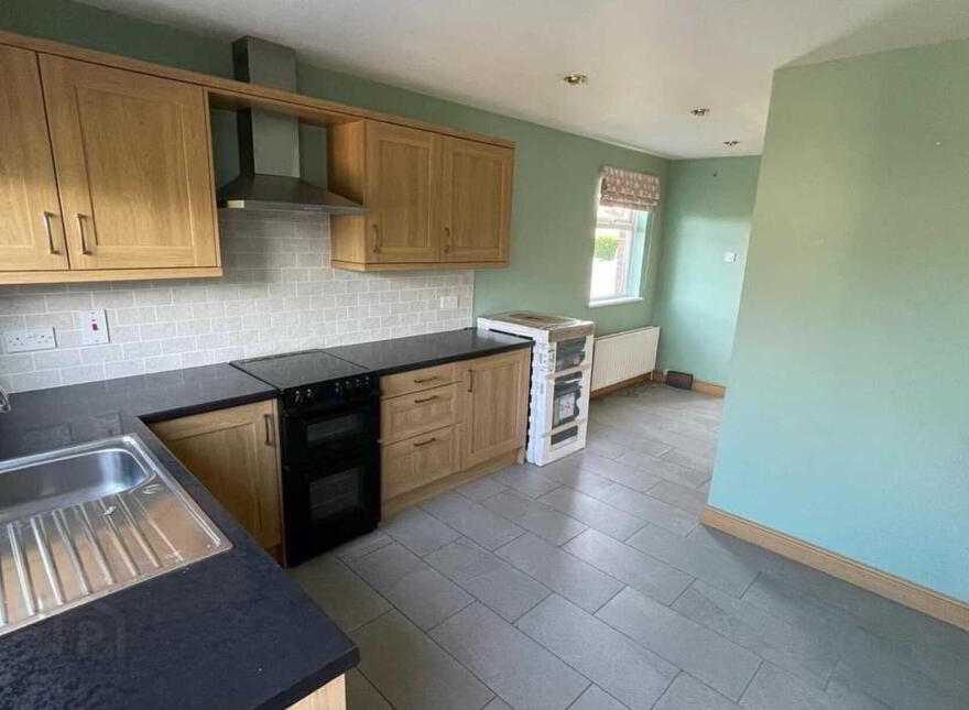 13 Breezemount, Hamiltonsbawn, Armagh, BT61 9SB