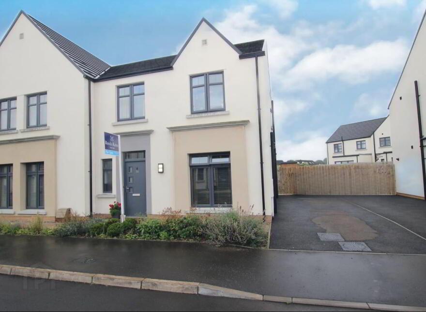53 Ferrard Grange Gardens, Antrim, BT41 4FX photo