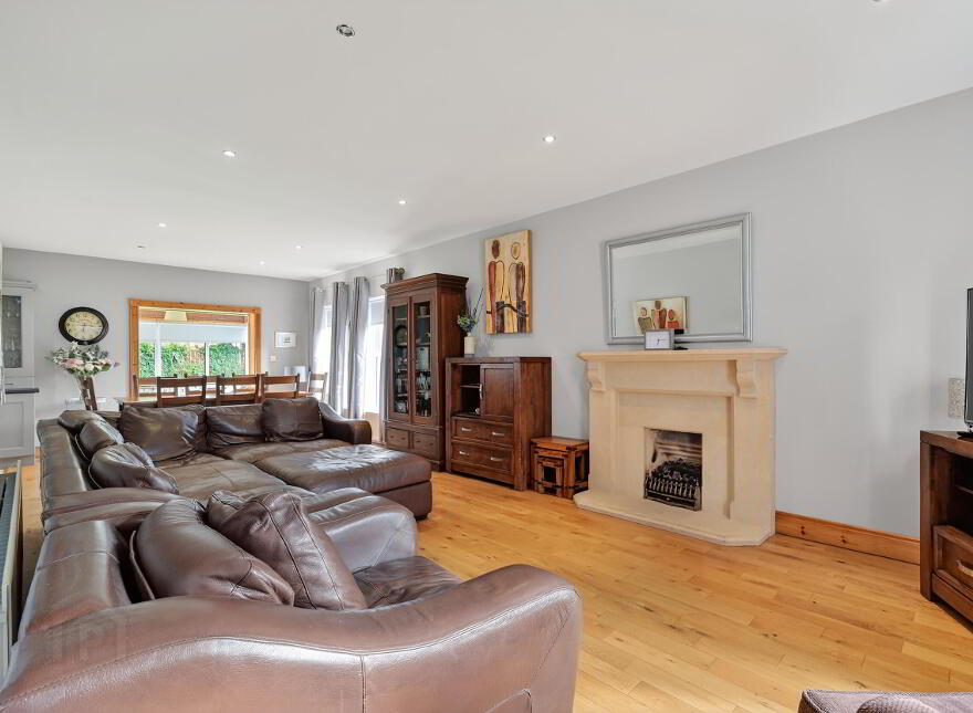 22 Rivergate Lane, Lisburn, BT27 5UG