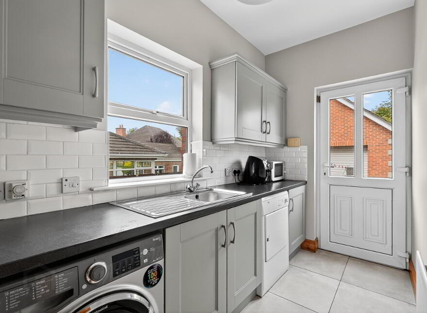 22 Rivergate Lane, Lisburn, BT27 5UG