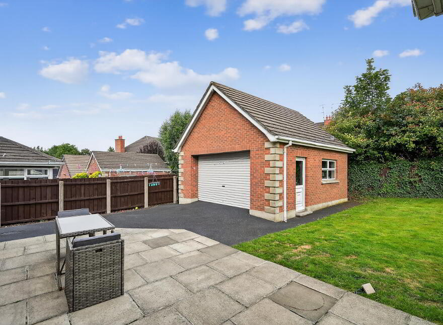 22 Rivergate Lane, Lisburn, BT27 5UG