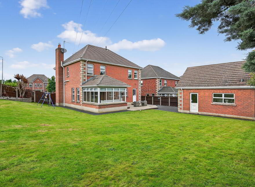 22 Rivergate Lane, Lisburn, BT27 5UG
