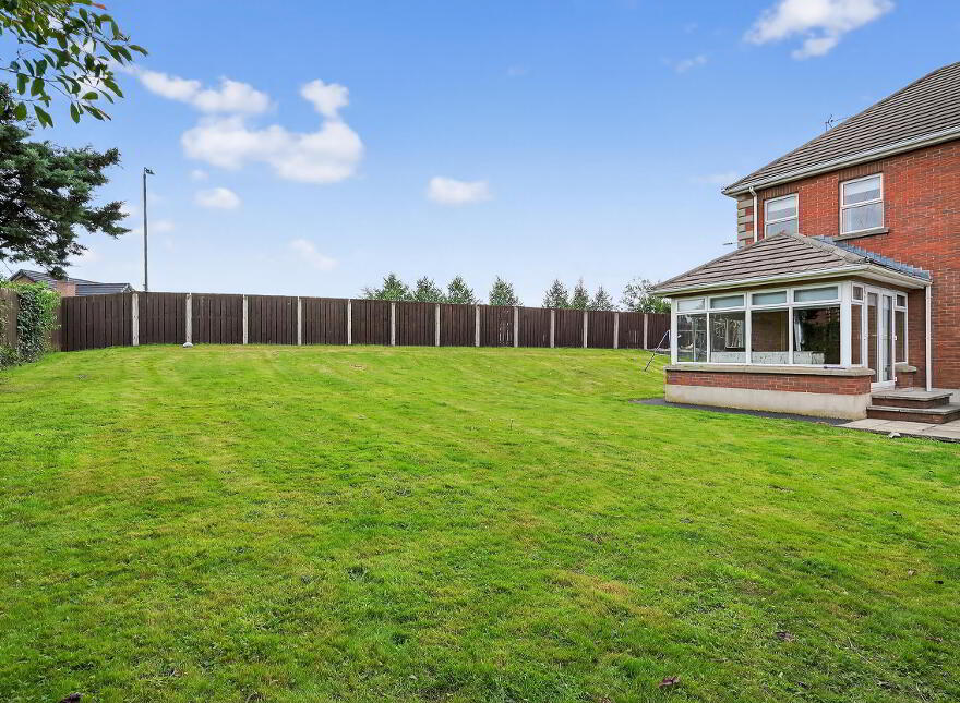 22 Rivergate Lane, Lisburn, BT27 5UG
