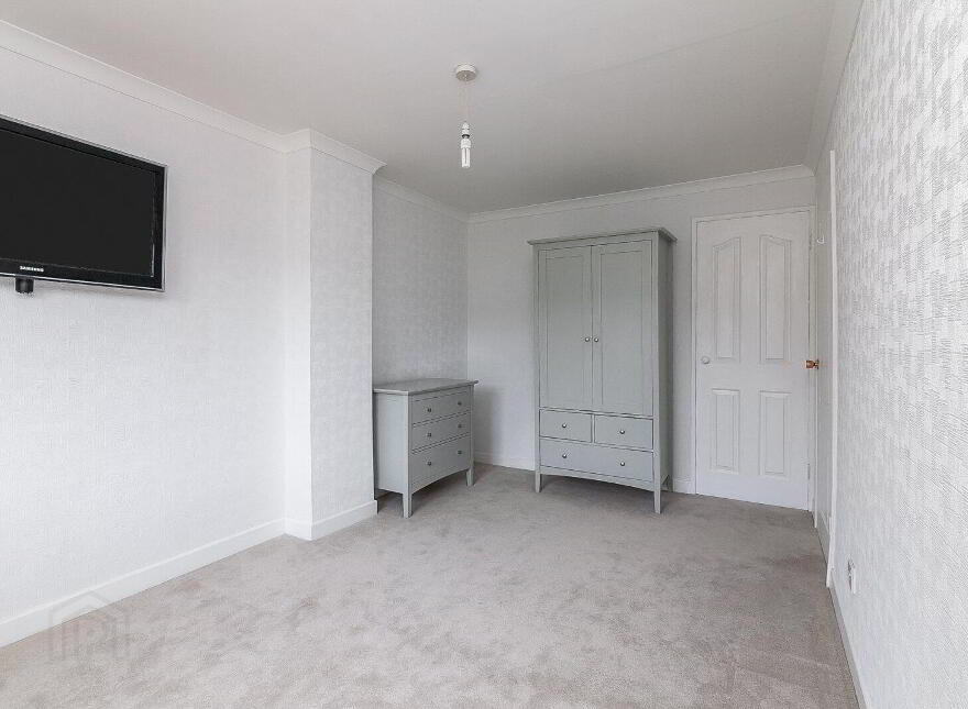1 Holly Mount, Dunmurry, Belfast, BT17 9QD