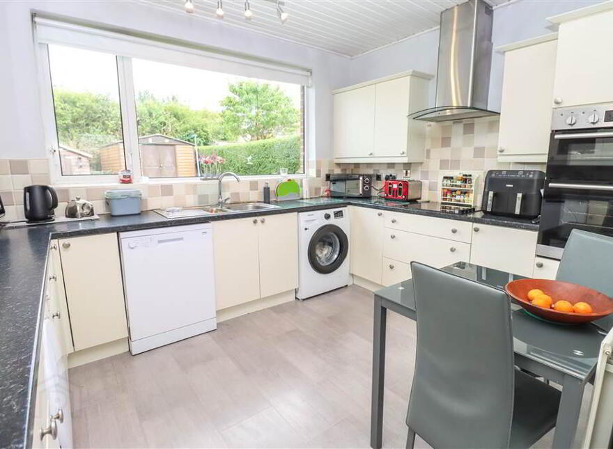 20 Kingswood Park, Belfast, BT5 7EZ