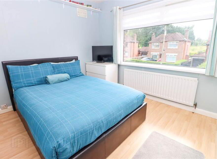 20 Kingswood Park, Belfast, BT5 7EZ
