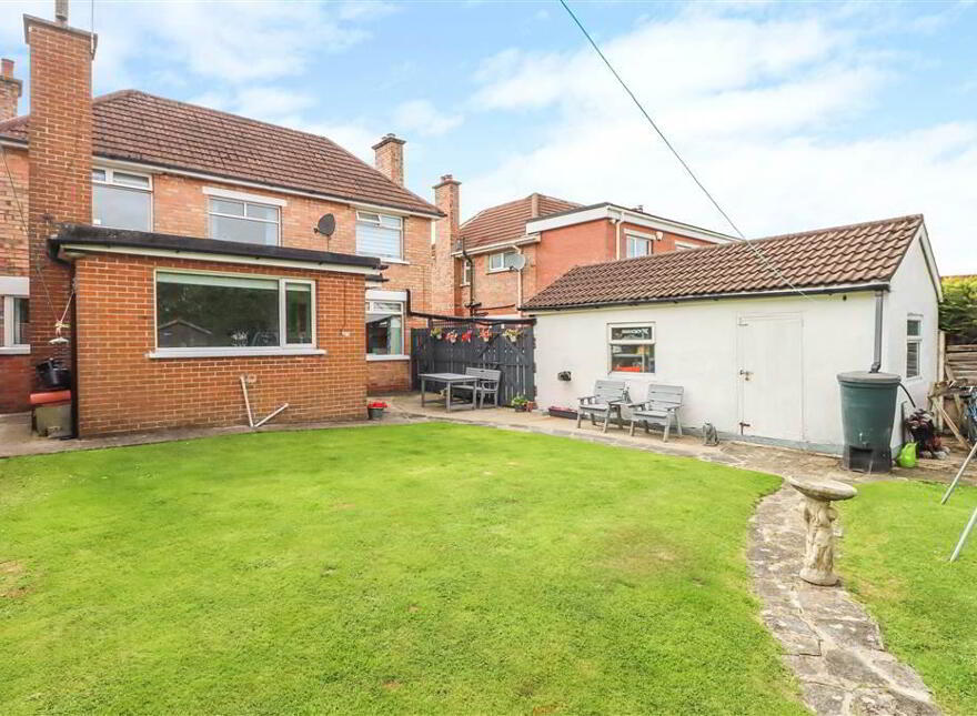 20 Kingswood Park, Belfast, BT5 7EZ