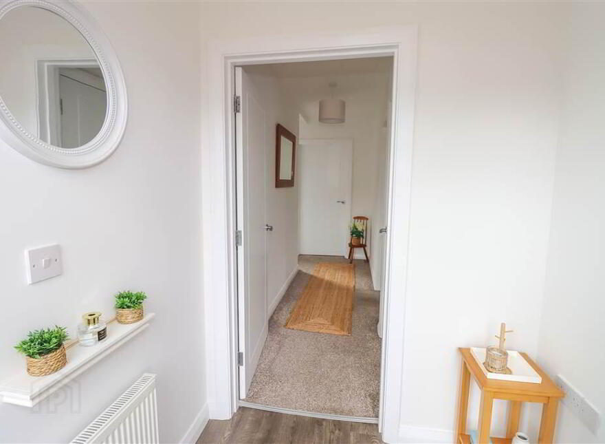 5 Thurlow Gate, Dundonald, Belfast, BT16 2EJ