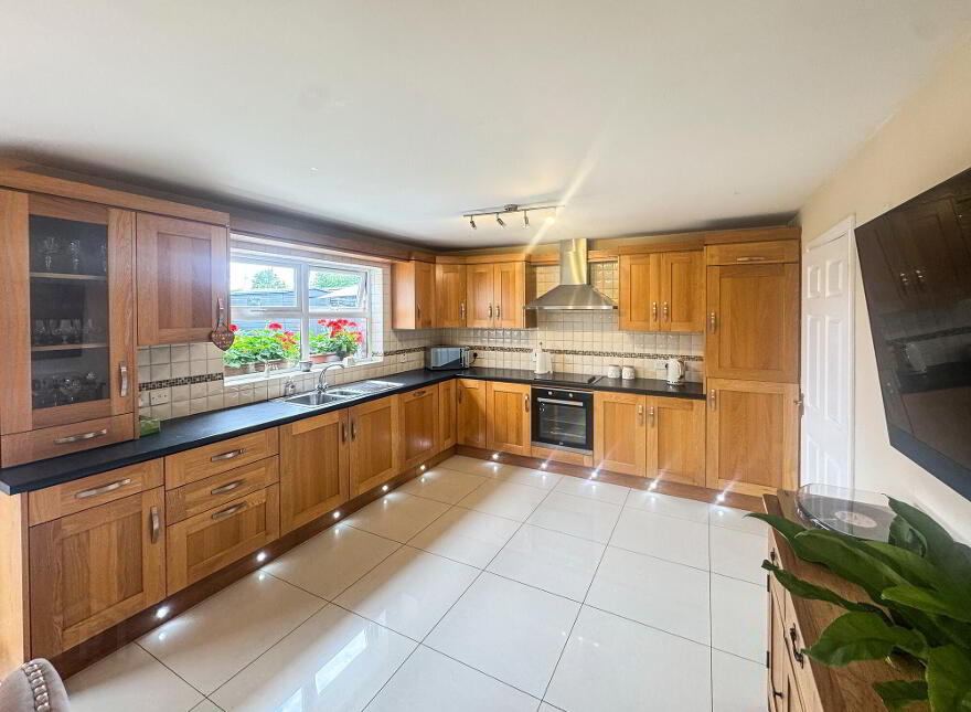 9 Castle Meadows, Castledawson, BT45 8JX