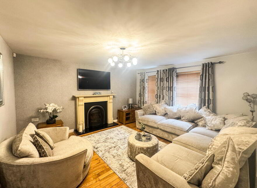9 Castle Meadows, Castledawson, BT45 8JX