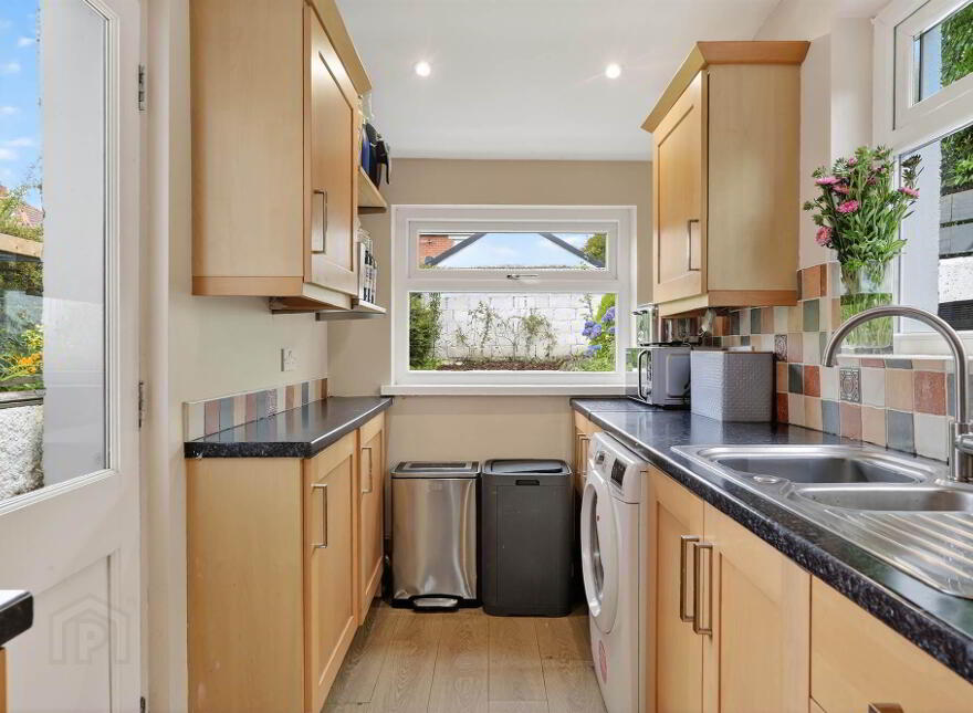 1 Sydenham Park, Belfast, BT4 1PW