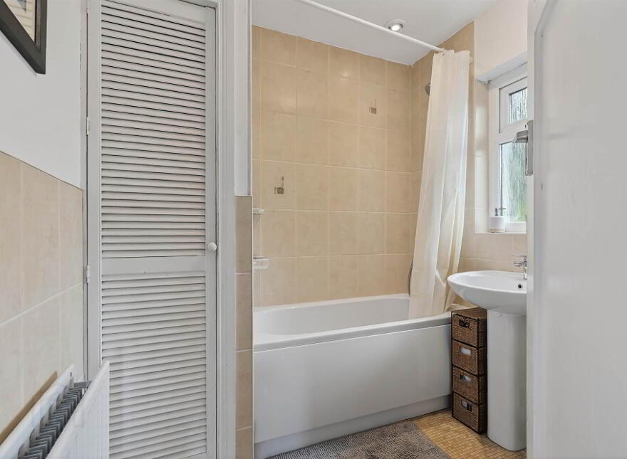 1 Sydenham Park, Belfast, BT4 1PW
