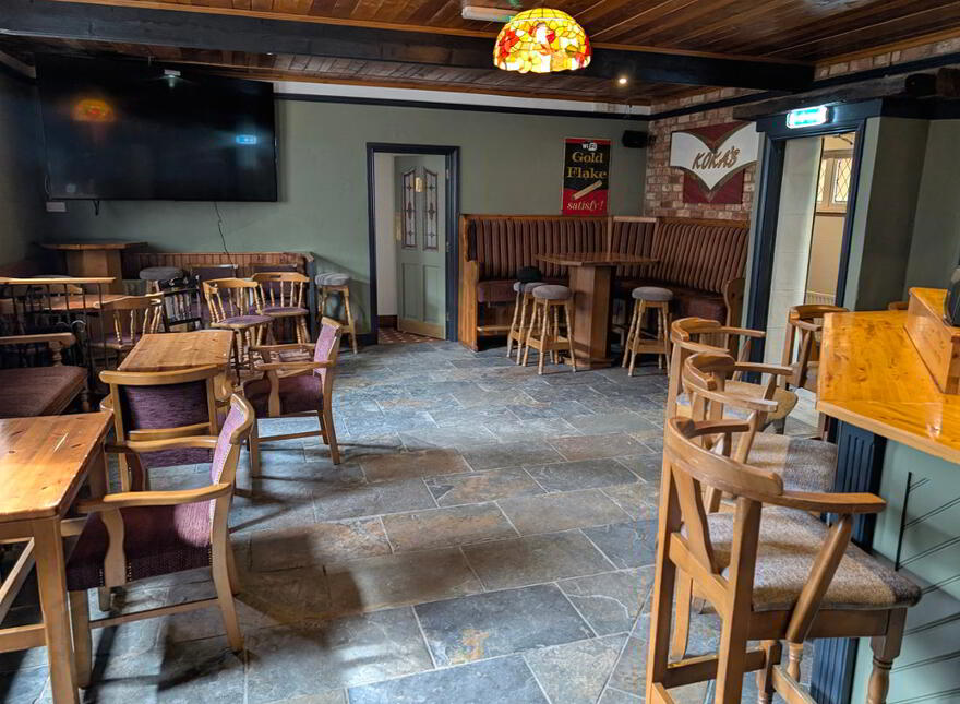McBarrons, Main Street, Ballyconnell, H14CP44
