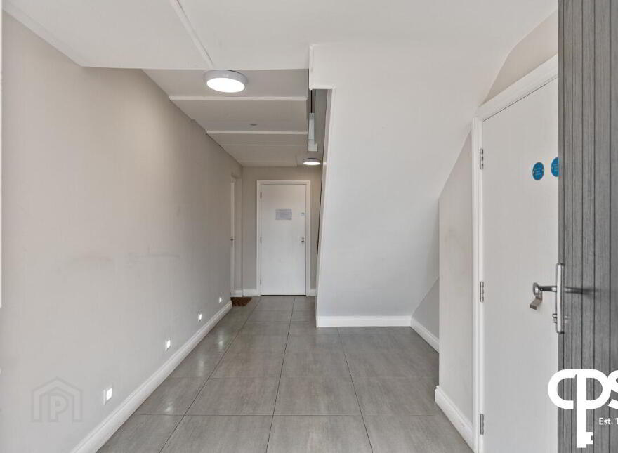Apt 4, 12a Highgrove Meadows, Belfast, BT13 3FX