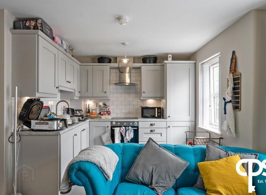 Apt 4, 12a Highgrove Meadows, Belfast, BT13 3FX