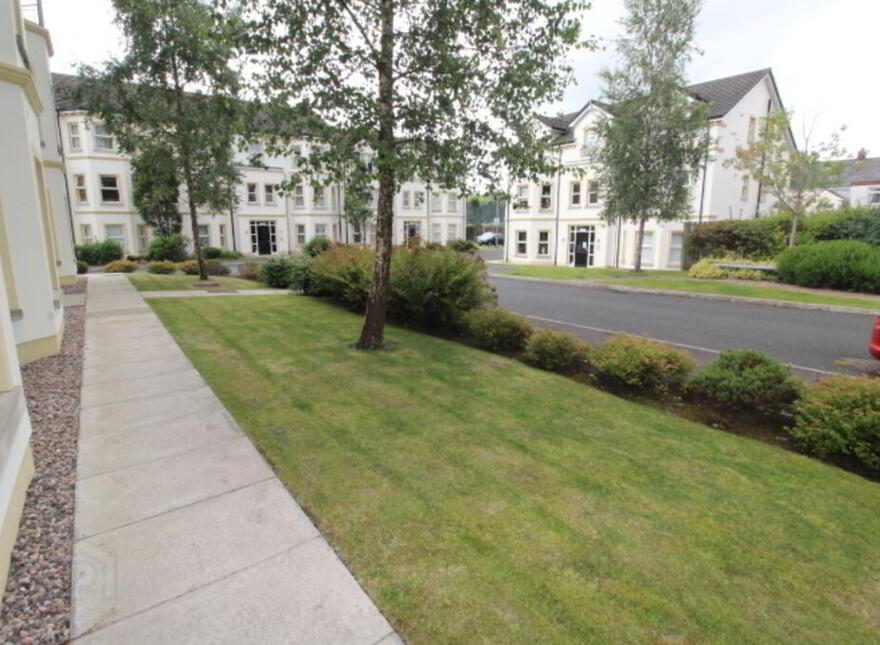 15 Corran Mews, Larne, BT40 1FH