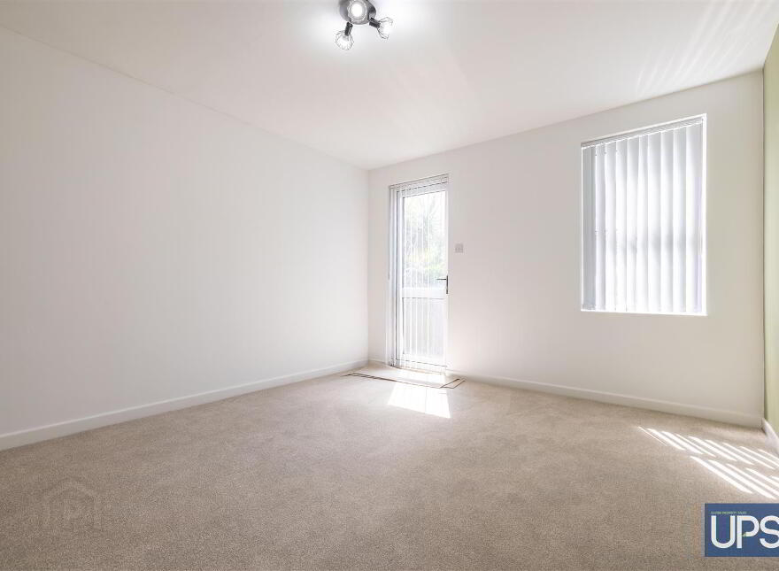 Flat 3, 49 High Street, Donaghadee, BT21 0AQ