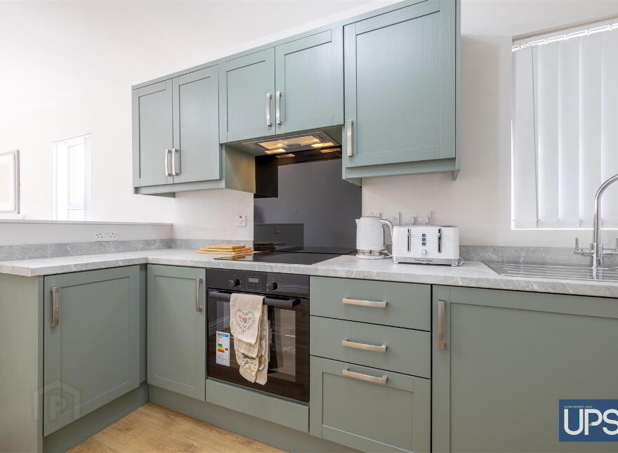 Flat 3, 49 High Street, Donaghadee, BT21 0AQ
