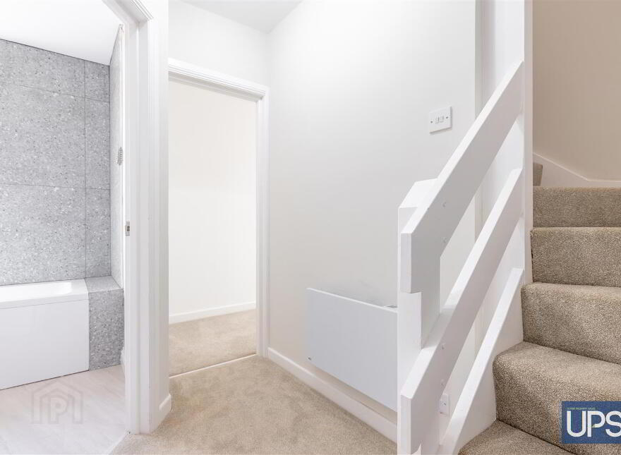 Flat 3, 49 High Street, Donaghadee, BT21 0AQ