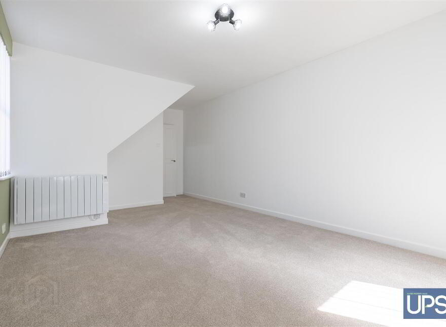 Flat 3, 49 High Street, Donaghadee, BT21 0AQ
