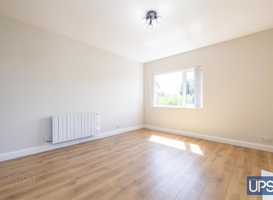 Flat 3, 49 High Street, Donaghadee, BT21 0AQ