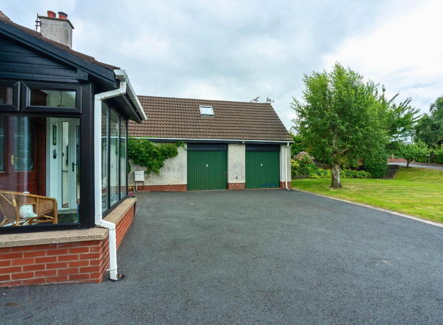 1 Cairnbeg Park, Larne, BT40 1UB