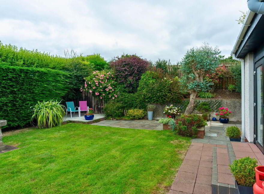 1 Cairnbeg Park, Larne, BT40 1UB
