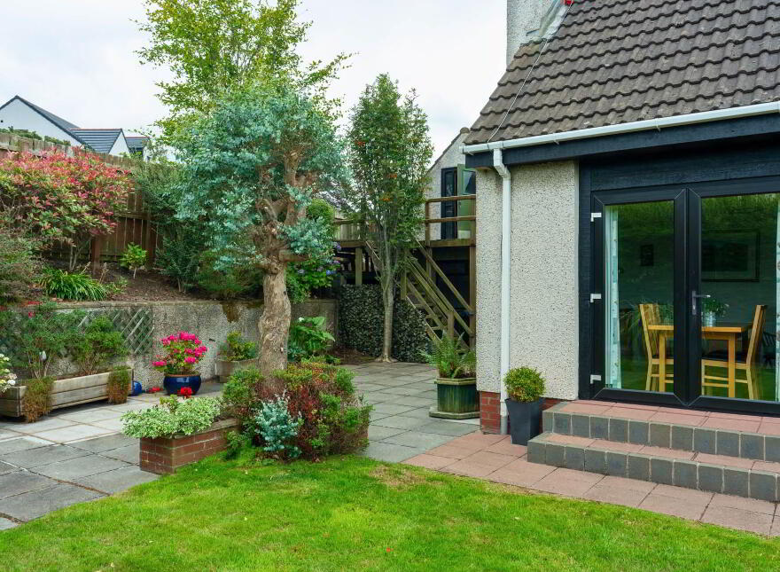 1 Cairnbeg Park, Larne, BT40 1UB