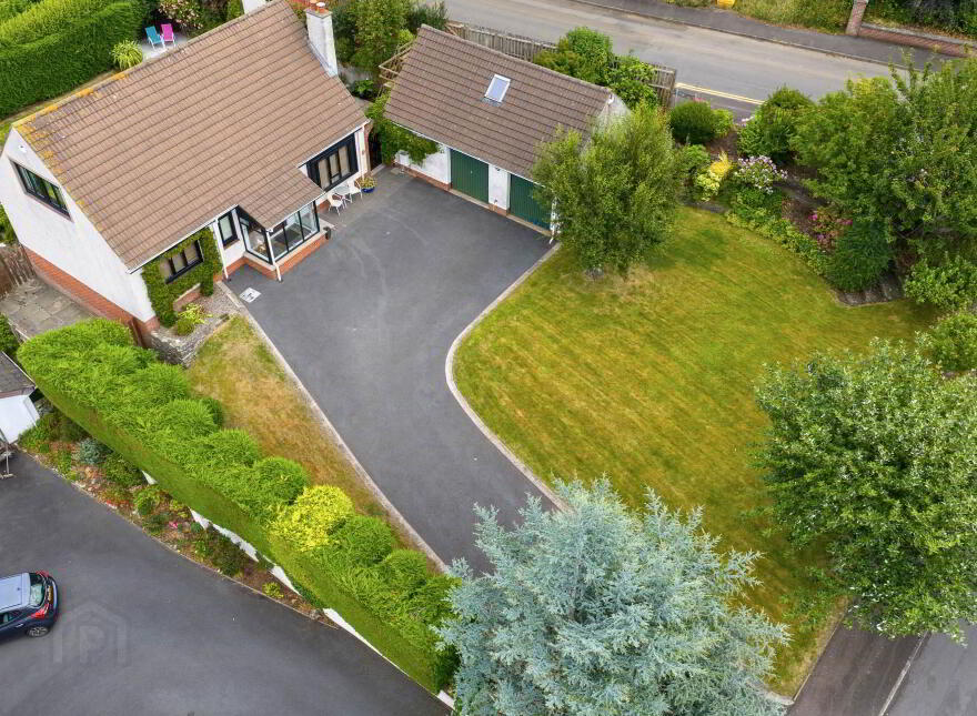 1 Cairnbeg Park, Larne, BT40 1UB