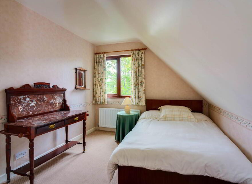 1 Cairnbeg Park, Larne, BT40 1UB