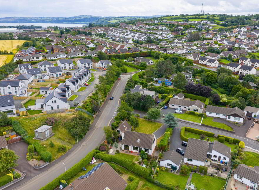 1 Cairnbeg Park, Larne, BT40 1UB