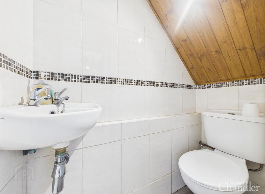 329 Castlereagh Road, Belfast, BT5 6AA