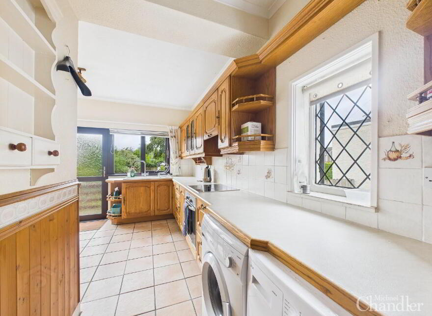 329 Castlereagh Road, Belfast, BT5 6AA