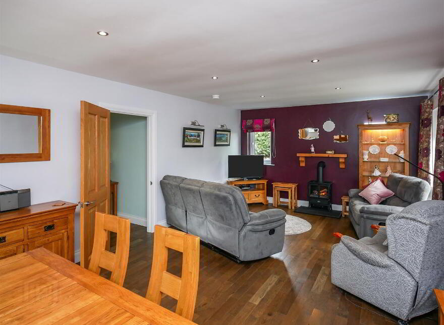 41 Old Milltown Road, Milltown Road / Shaws Bridge, Belfast, BT8 7SW