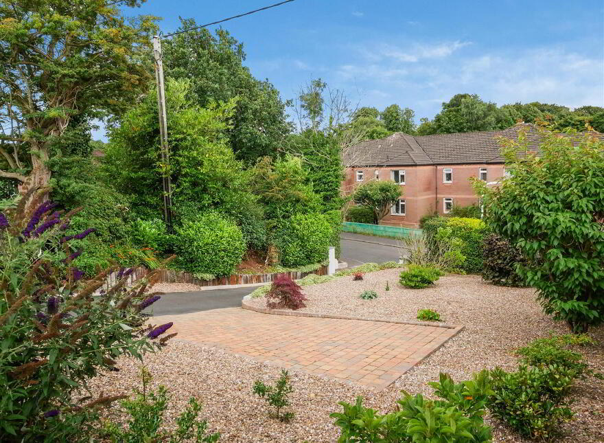 41 Old Milltown Road, Milltown Road / Shaws Bridge, Belfast, BT8 7SW
