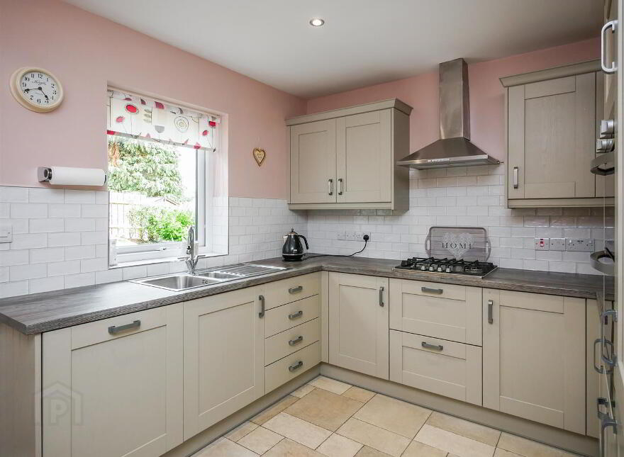 41 Old Milltown Road, Milltown Road / Shaws Bridge, Belfast, BT8 7SW