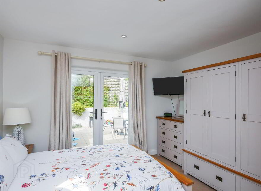 41 Old Milltown Road, Milltown Road / Shaws Bridge, Belfast, BT8 7SW