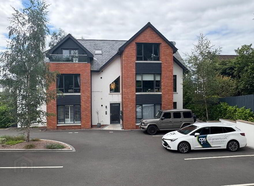 Apt 3, 45 Newforge Lane, Belfast, BT9 5NW photo