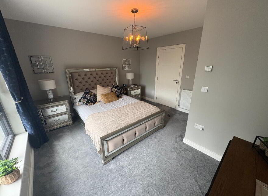 Apt 3, 45 Newforge Lane, Belfast, BT9 5NW