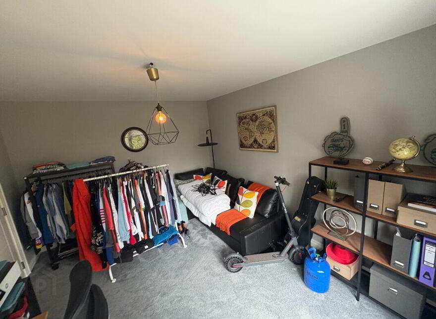Apt 3, 45 Newforge Lane, Belfast, BT9 5NW