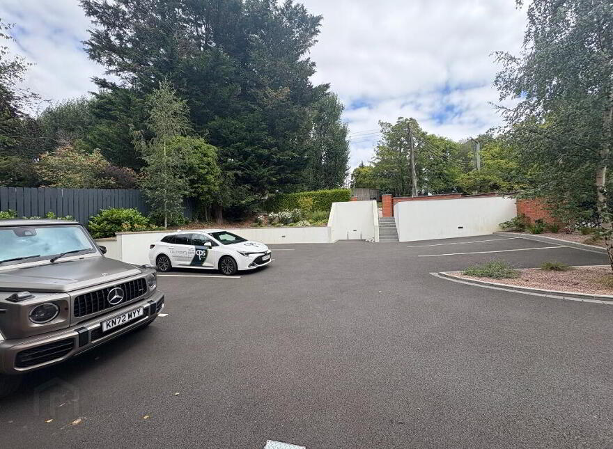 Apt 3, 45 Newforge Lane, Belfast, BT9 5NW