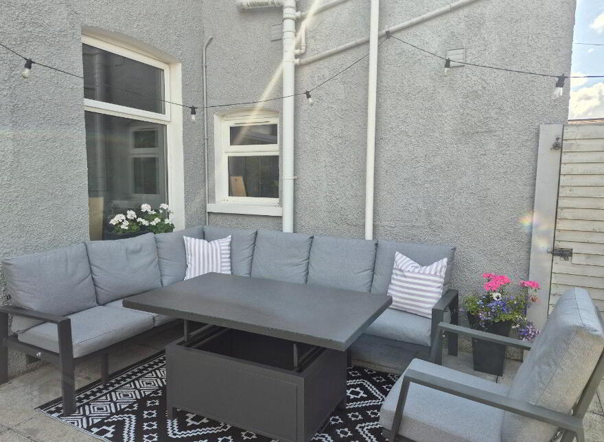 52 North Road, Belfast, BT5 5NH