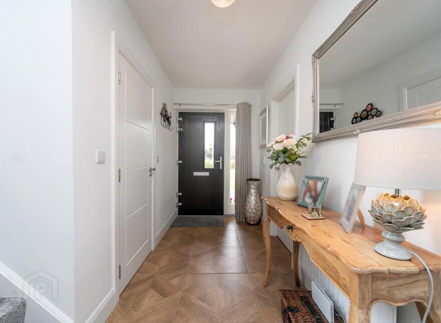 20 Woodbrook Meadows, Lisburn, BT28 0AE