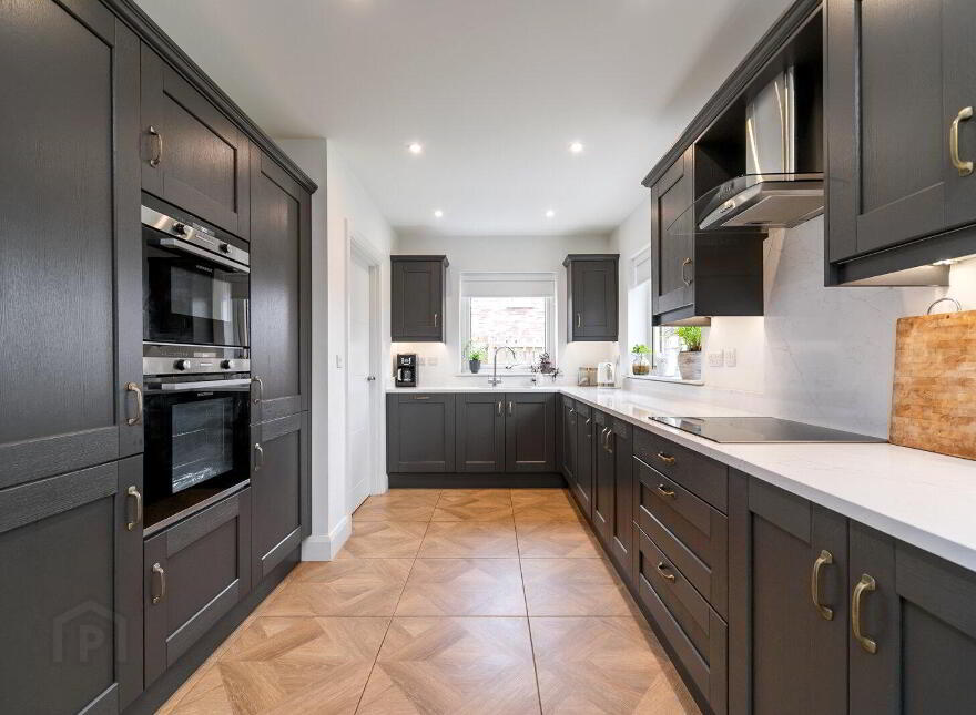 20 Woodbrook Meadows, Lisburn, BT28 0AE