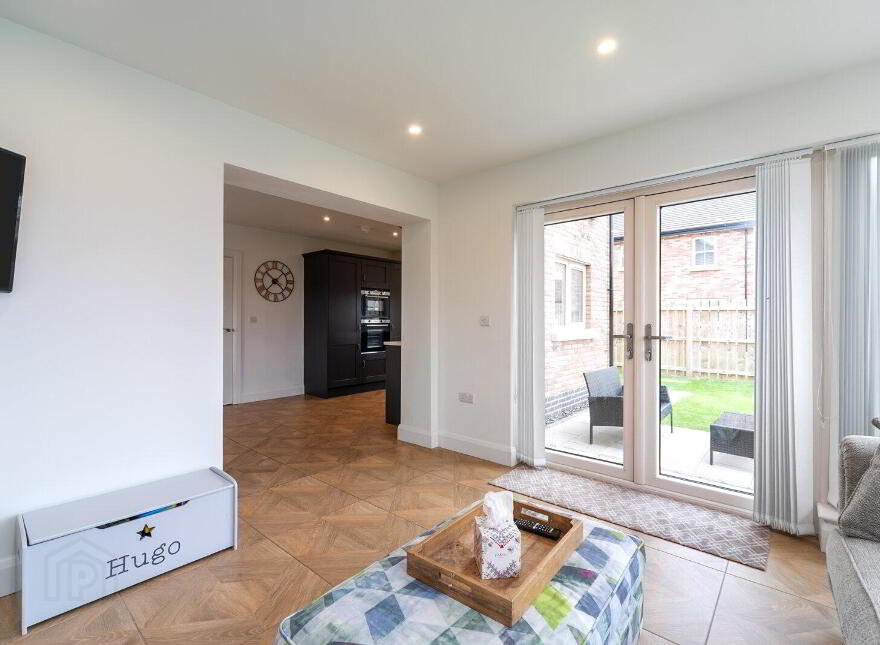 20 Woodbrook Meadows, Lisburn, BT28 0AE