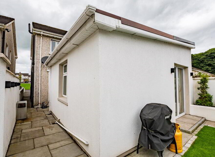 31 Westwood Grove, Clara, Offaly, R35W282