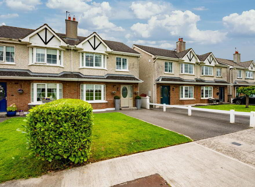 31 Westwood Grove, Clara, Offaly, R35W282
