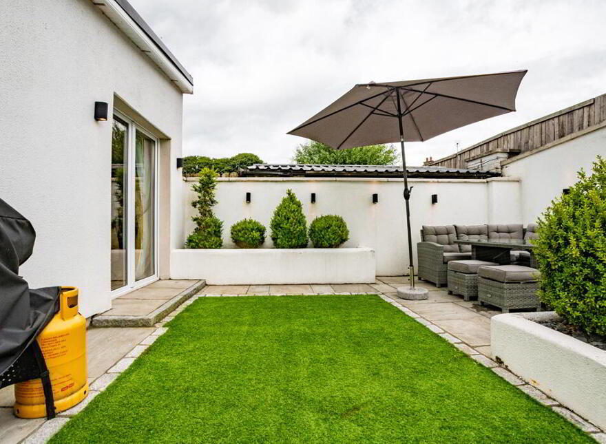 31 Westwood Grove, Clara, Offaly, R35W282