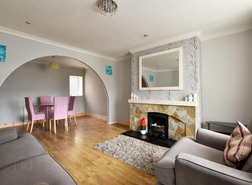 12 Lower Crescent, Comber, Newtownards, BT23 5BU